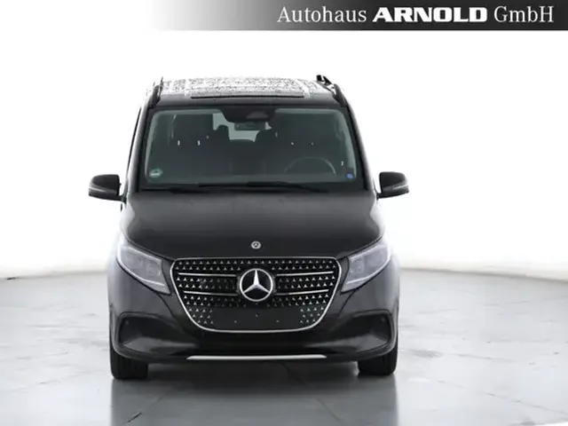 Mercedes-Benz V 250