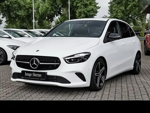 Mercedes-Benz B 220