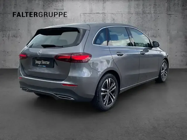 Mercedes-Benz B 200