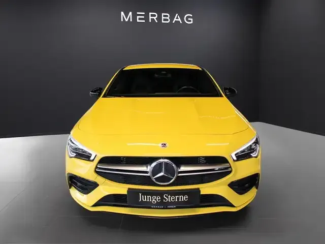 Mercedes-Benz CLA 35 AMG
