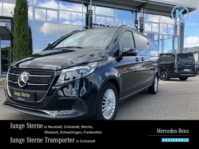 Mercedes-Benz V 220