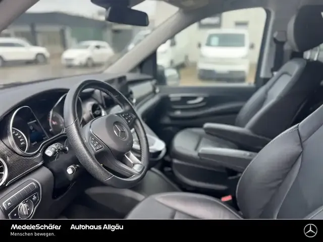 Mercedes-Benz EQV 300