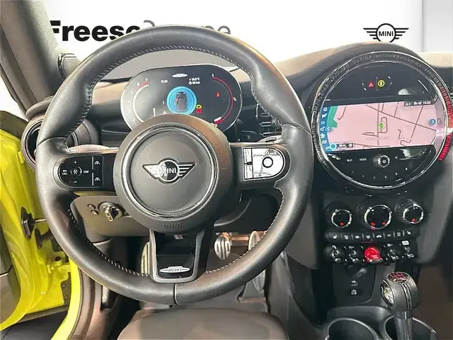 MINI John Cooper Works Cabrio
