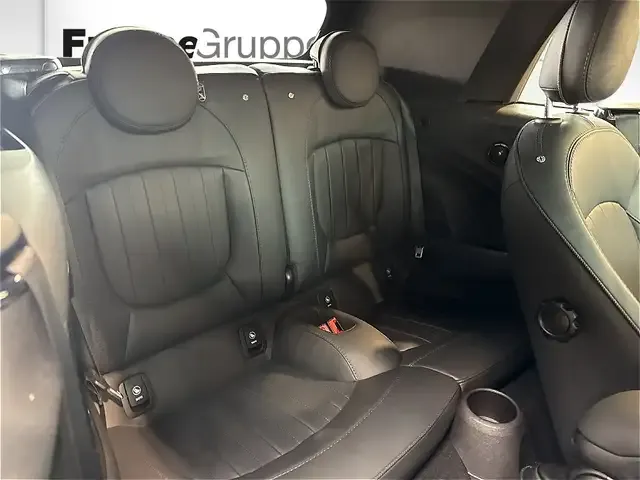 MINI John Cooper Works Cabrio