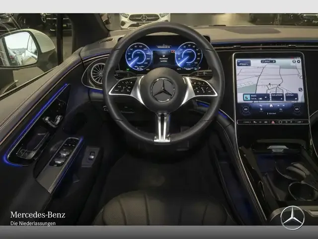 Mercedes-Benz EQE 300