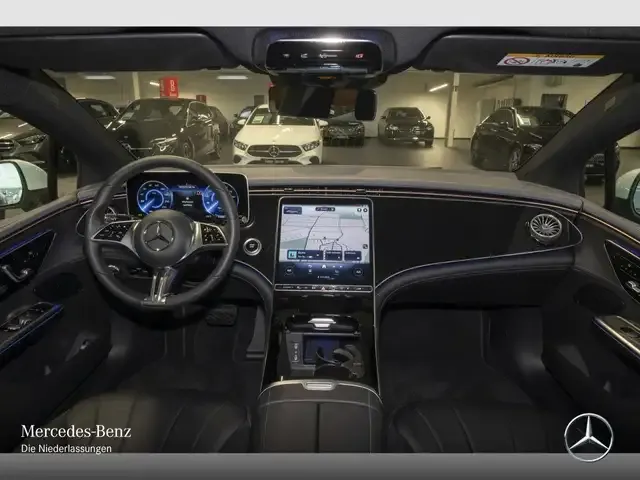 Mercedes-Benz EQE 300