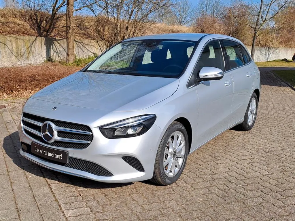 Mercedes-Benz B 200