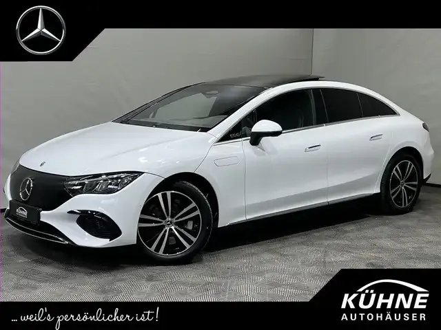 Mercedes-Benz EQE 300