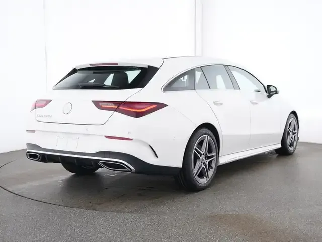 Mercedes-Benz CLA 220