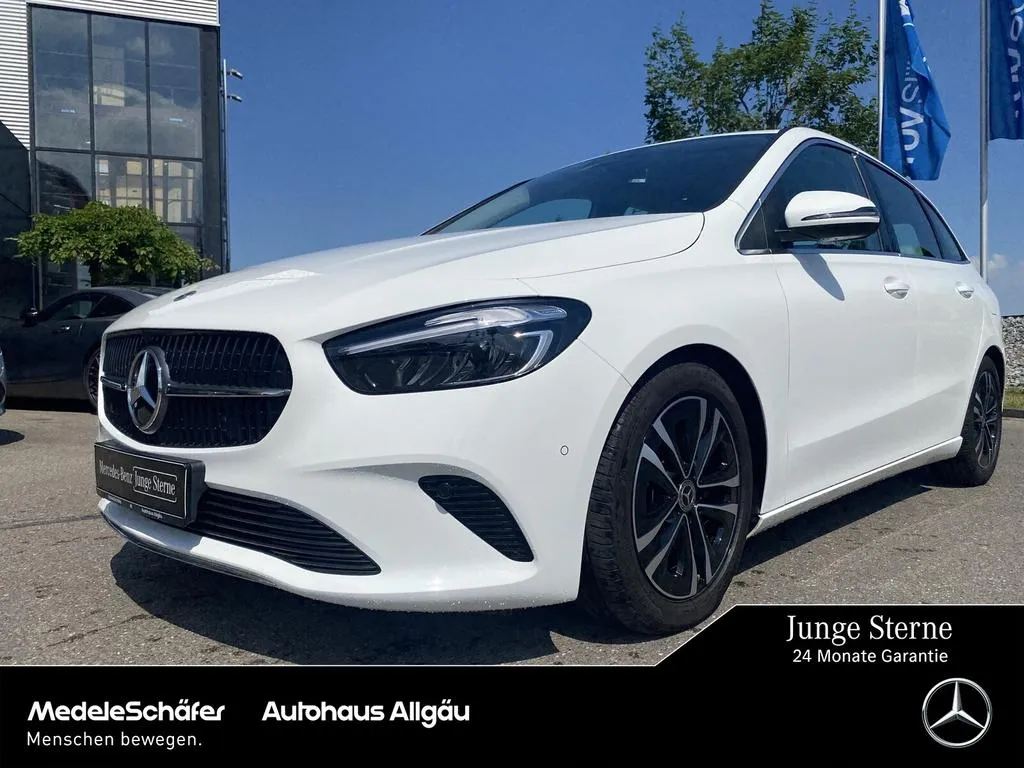 Mercedes-Benz B 200