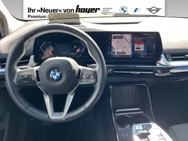 BMW 218