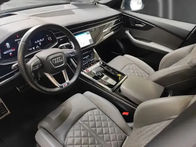 Audi SQ8