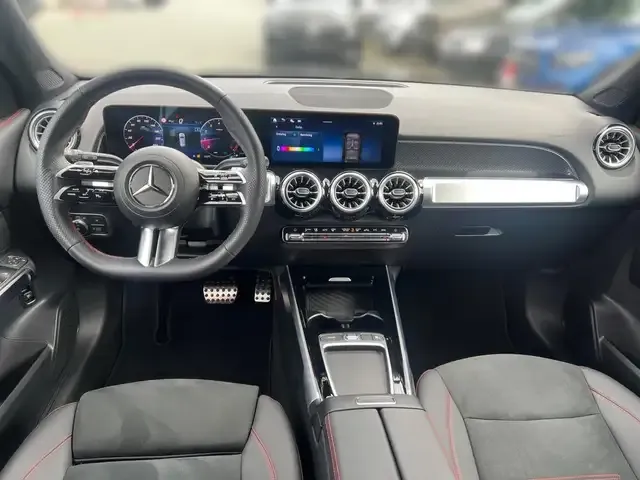 Mercedes-Benz GLB 200