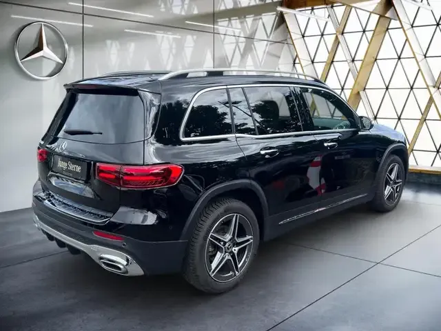 Mercedes-Benz GLB 200
