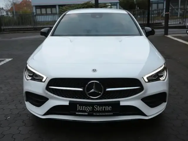 Mercedes-Benz CLA 250