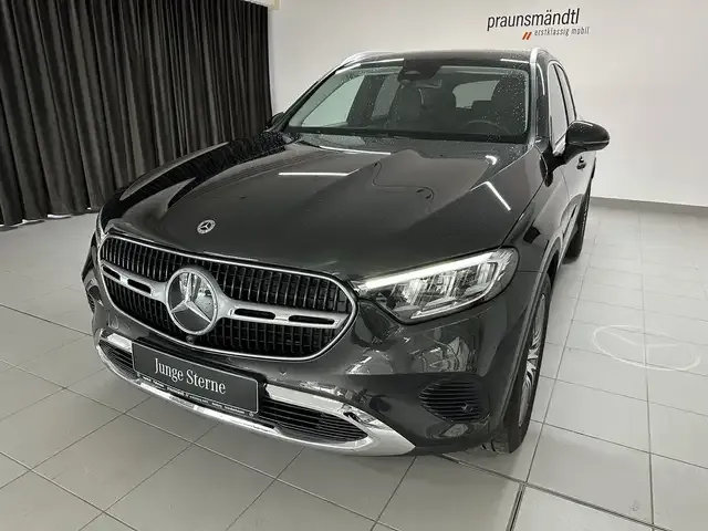 Mercedes-Benz GLC 220