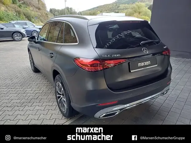 Mercedes-Benz GLC 200