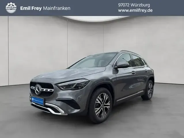 Mercedes-Benz GLA 180