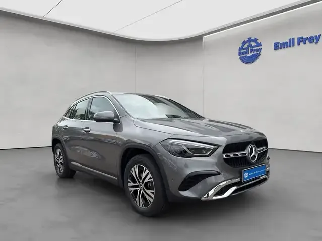 Mercedes-Benz GLA 180