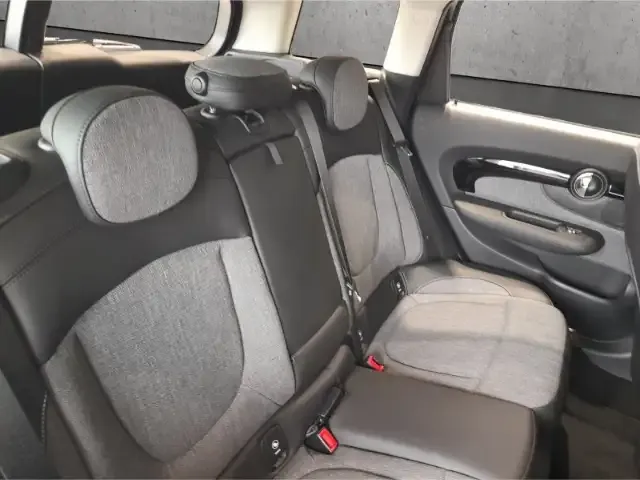 MINI Cooper Clubman