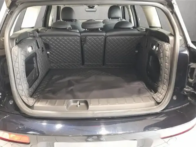 MINI Cooper Clubman