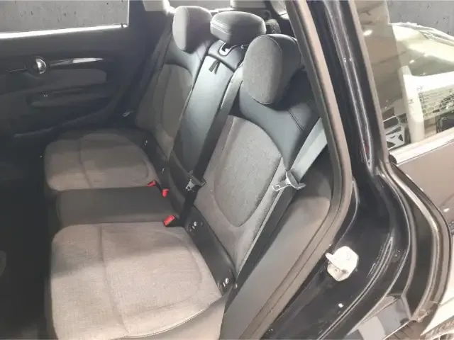 MINI Cooper Clubman