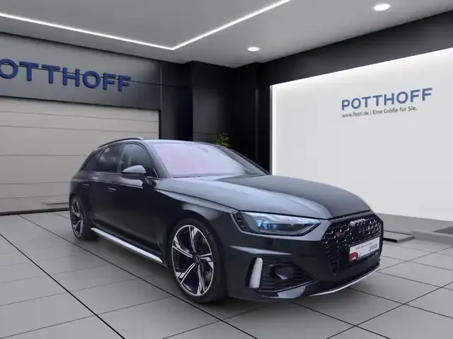 Audi RS4