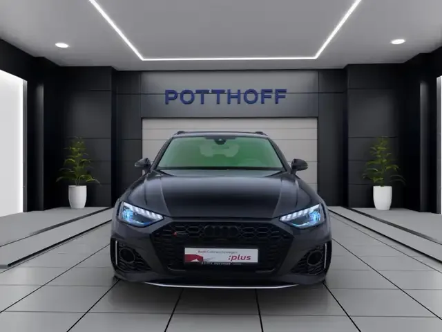 Audi RS4