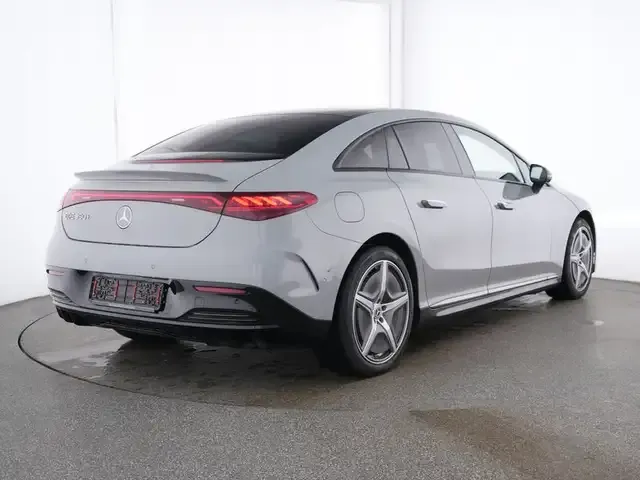 Mercedes-Benz EQE 350