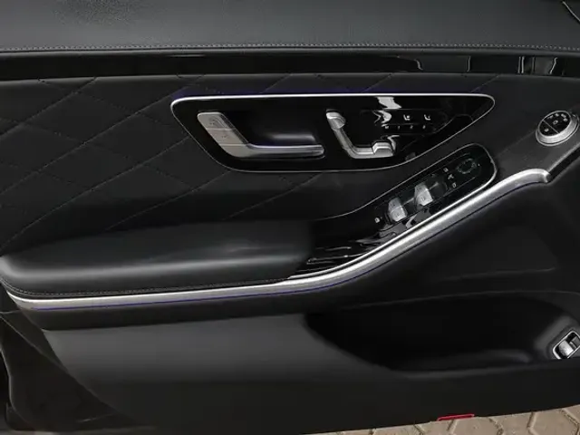 Mercedes-Benz S 400