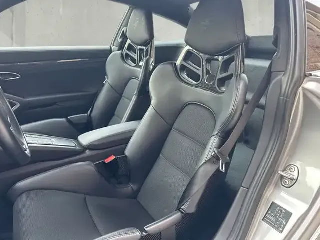 Porsche 991