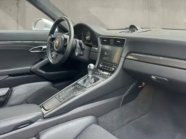 Porsche 991
