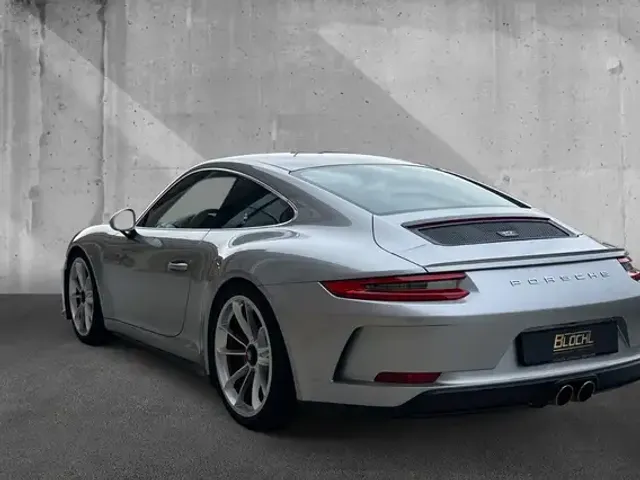 Porsche 991