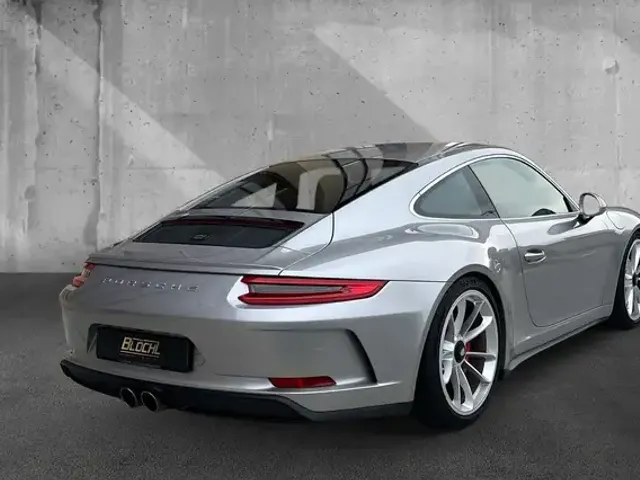 Porsche 991