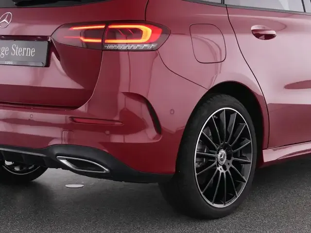 Mercedes-Benz B 250