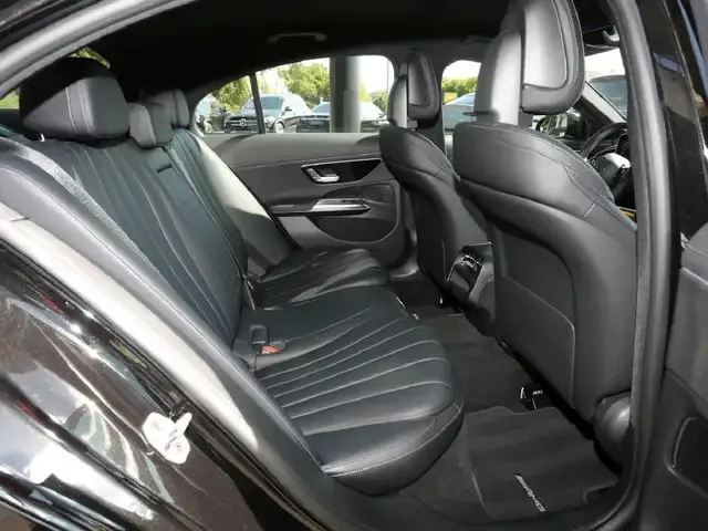 Mercedes-Benz E 400
