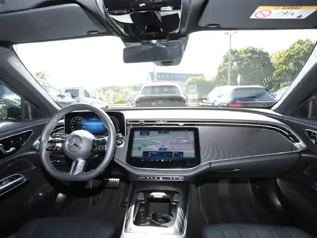 Mercedes-Benz E 400
