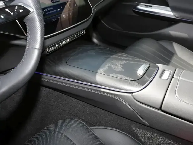 Mercedes-Benz E 400