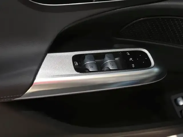 Mercedes-Benz E 400