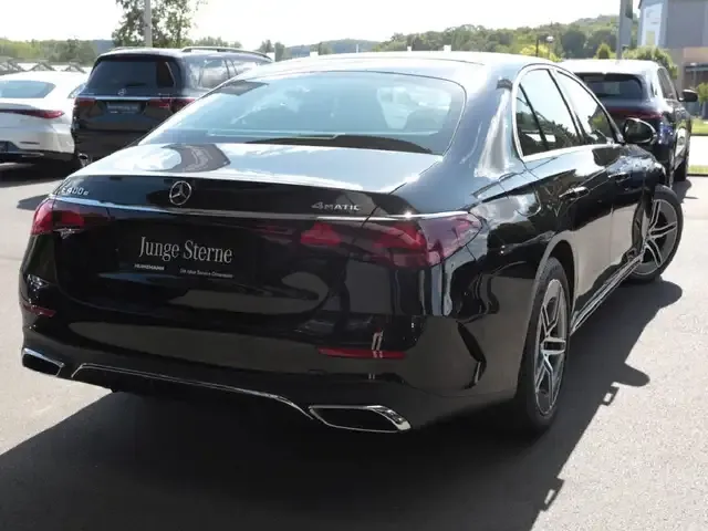 Mercedes-Benz E 400