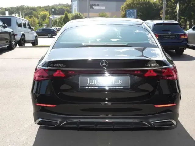 Mercedes-Benz E 400