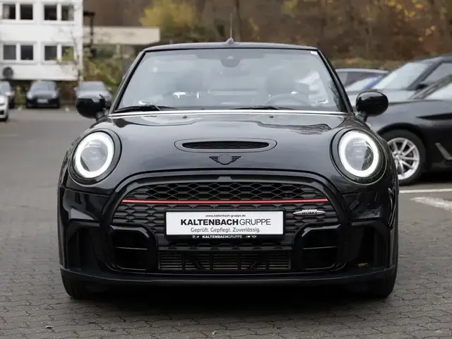 MINI John Cooper Works Cabrio