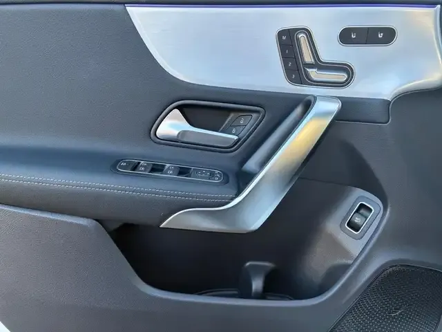 Mercedes-Benz Sonstige