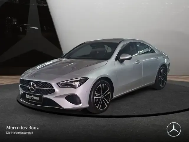 Mercedes-Benz CLA 180