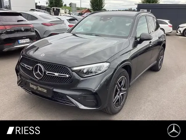 Mercedes-Benz GLC 220
