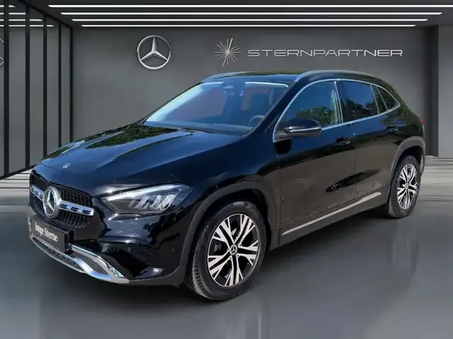 Mercedes-Benz GLA 180