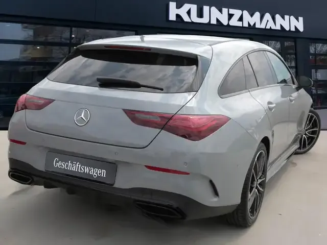 Mercedes-Benz CLA 200