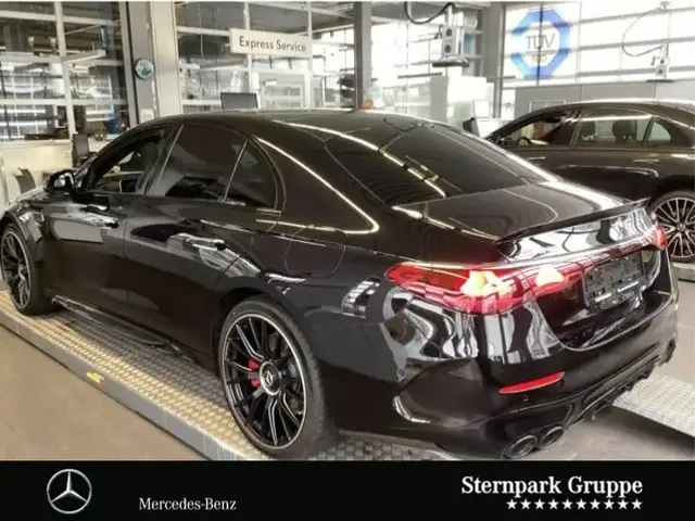 Mercedes-Benz E 53 AMG