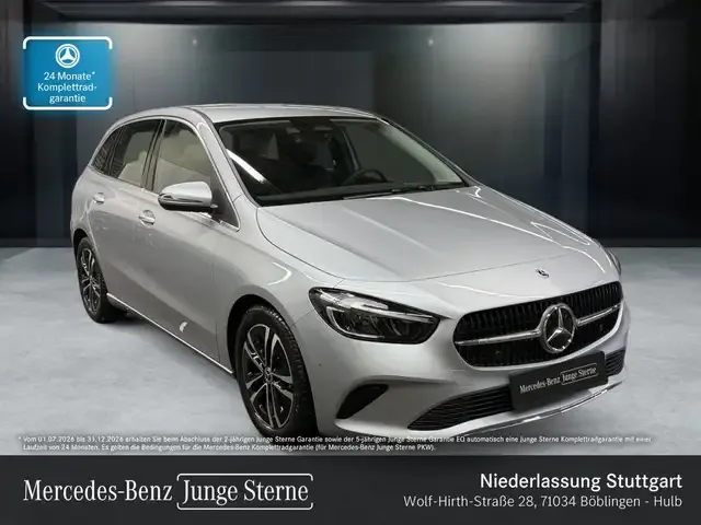 Mercedes-Benz B 180