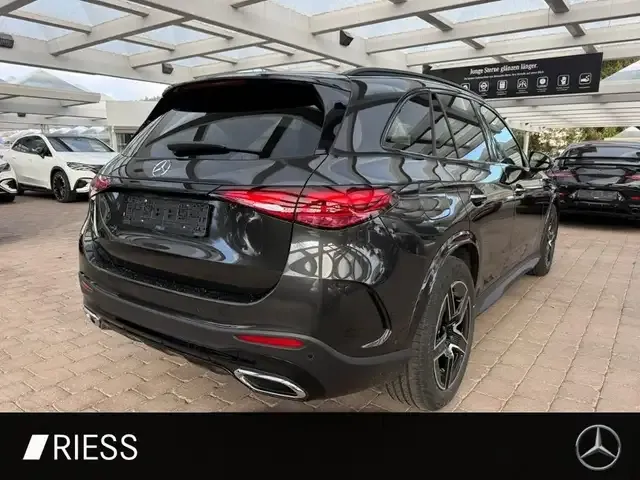 Mercedes-Benz GLC 220